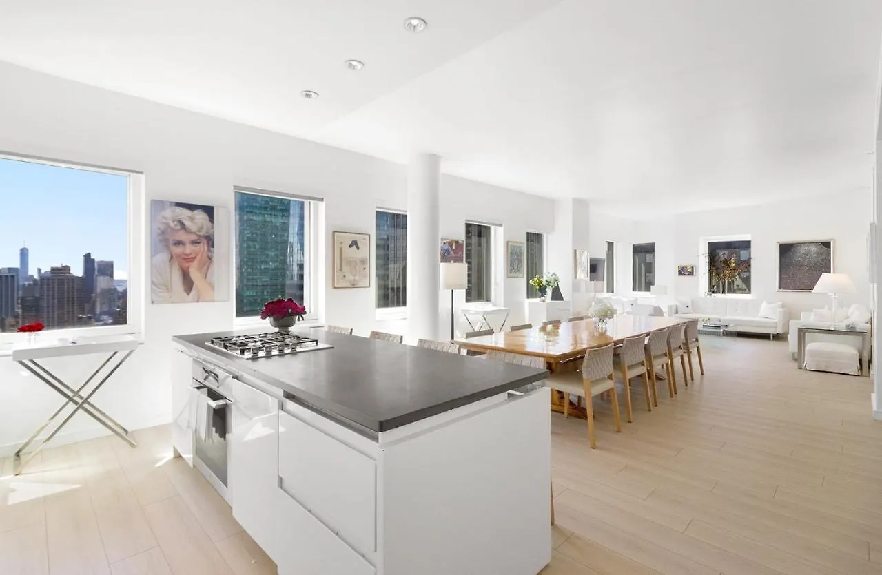 Luxury 4 Bedroom Apartment Near Times Square, New York City