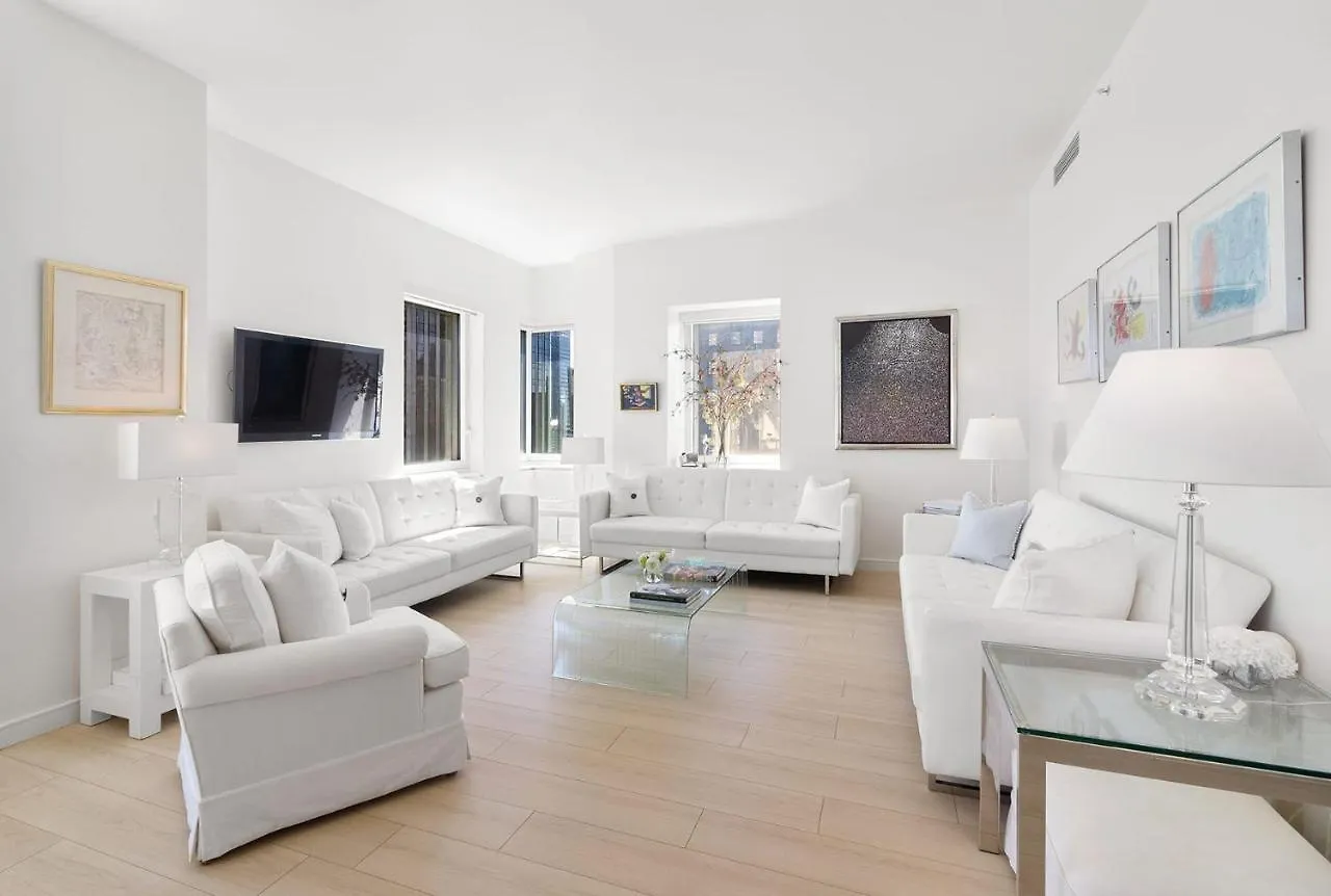 Luxury 4 Bedroom Apartment Near Times Square, New York City